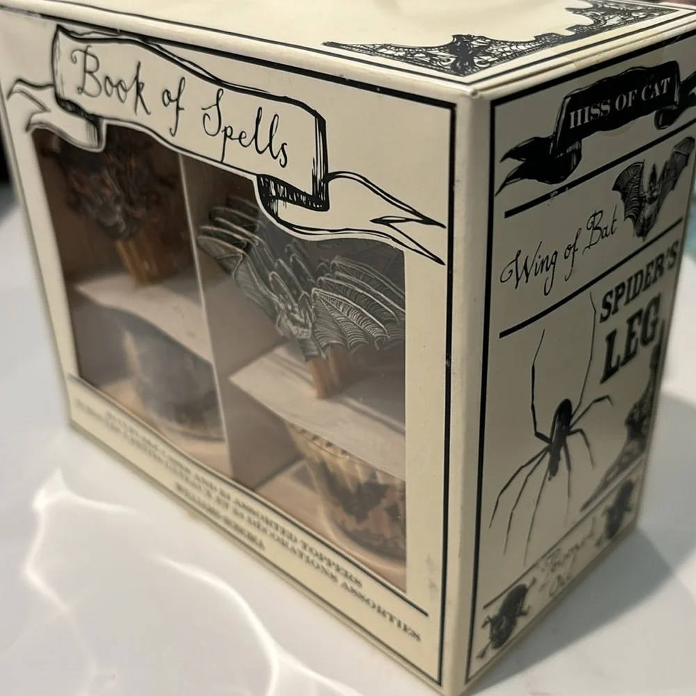 Williams-Sonoma Halloween Cupcake cases & Toppers